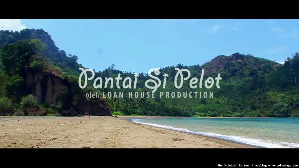 Pantai Sipelot Malang, pesona alam.