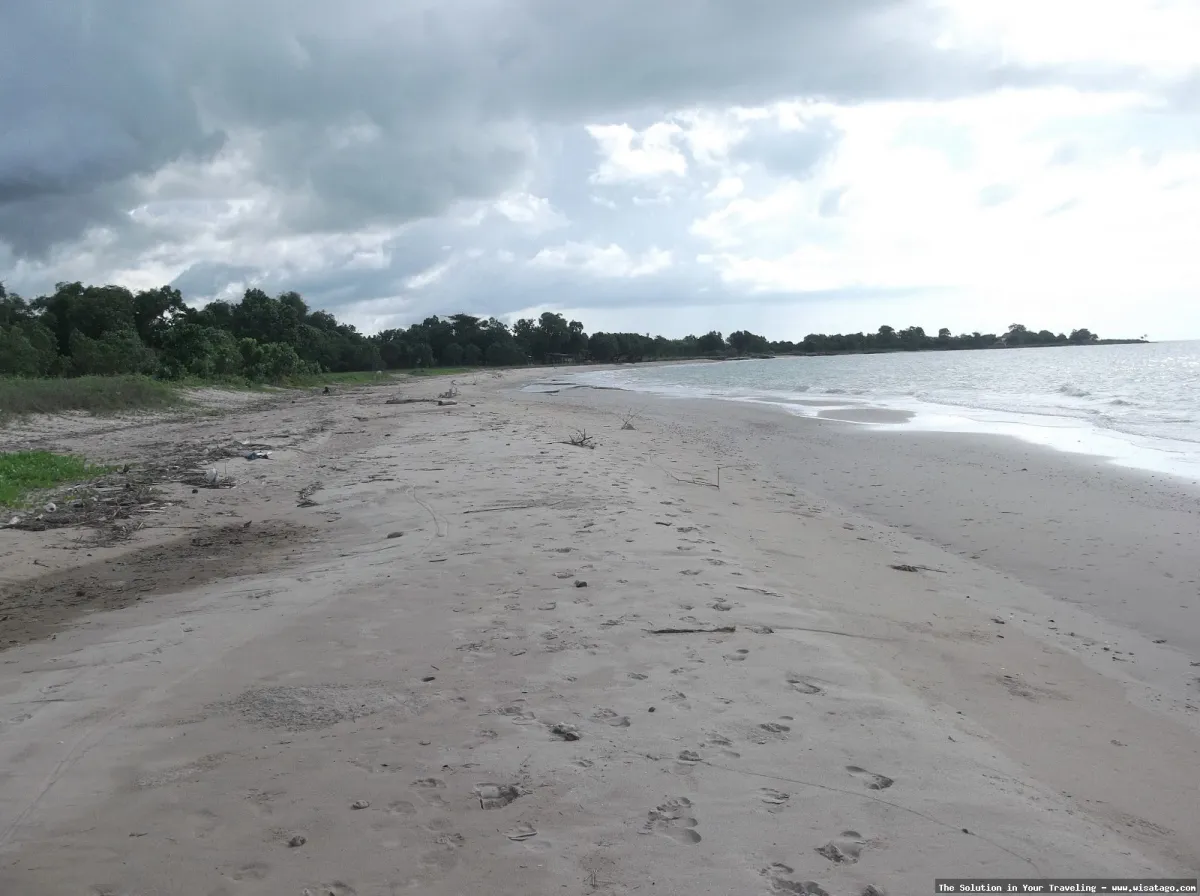 Pantai Siring Kemuning, keindahan memukau