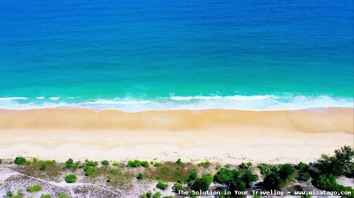 Pantai Sisi, keindahan alam tersembunyi