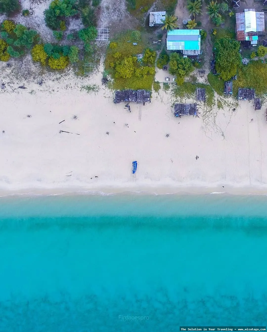 Pantai Sisi, pesona tersembunyi Lombok.