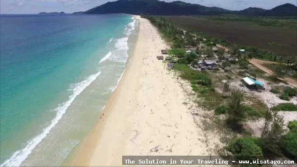 Pantai Sisi, keindahan alam tersembunyi