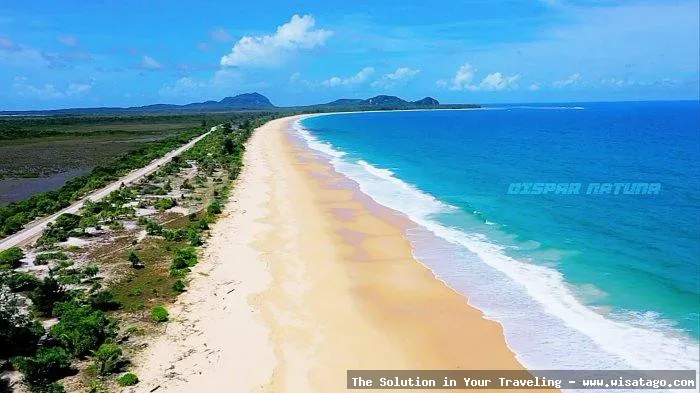 Pantai Sisi, pesona alam tersembunyi