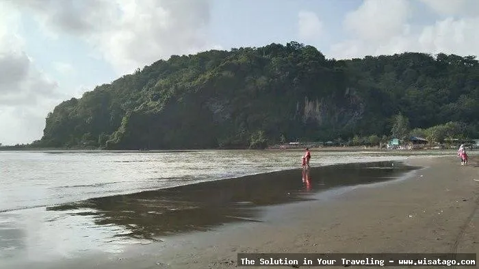 Pantai Sodong: keindahan alam memukau