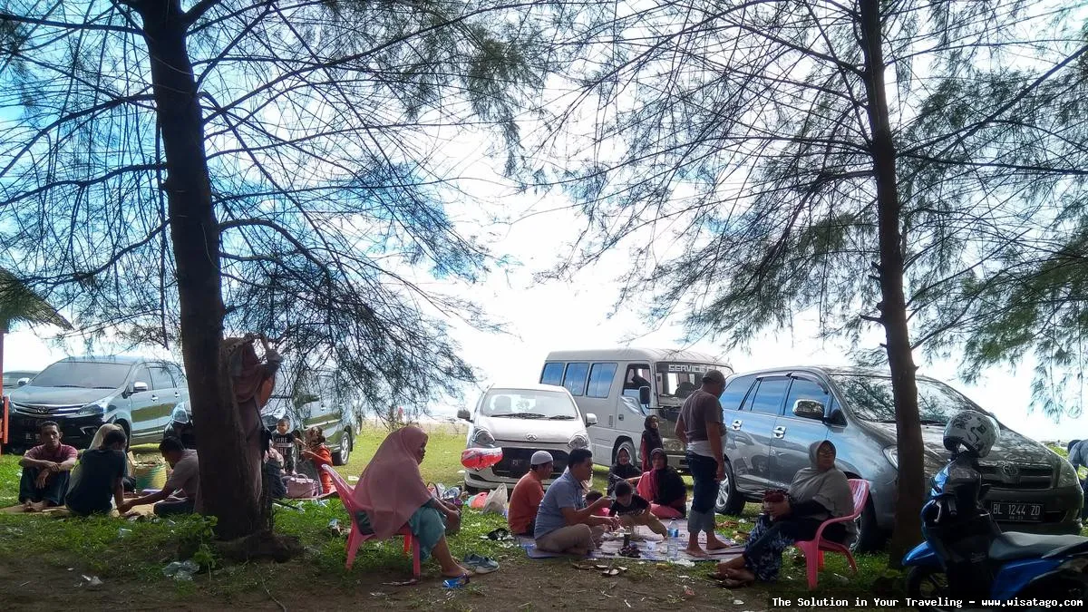 Pantai Suak Ribee Aceh yang indah