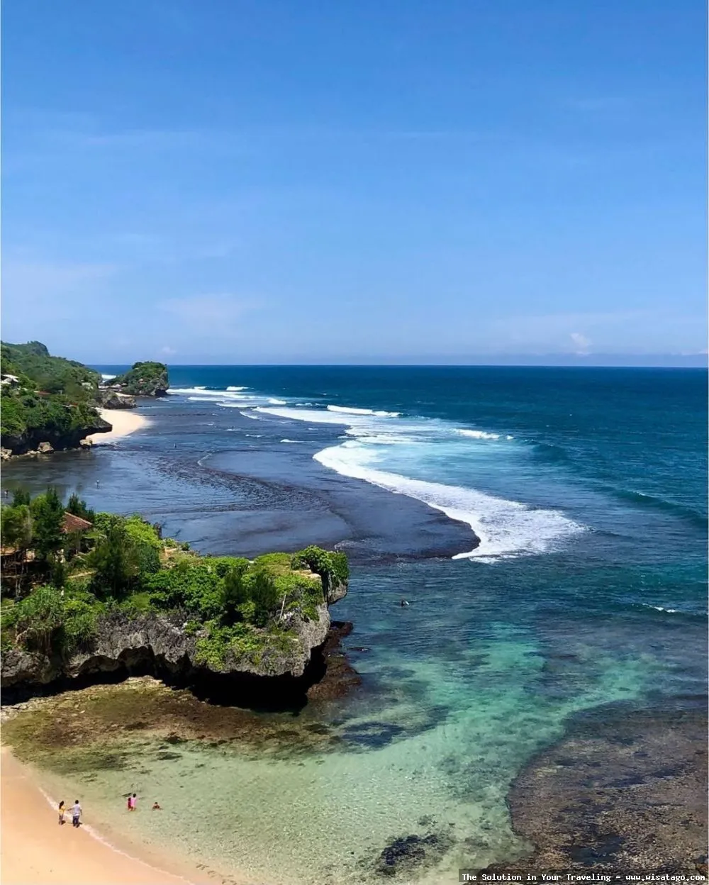 Pantai Sundak: pesona pasir putihnya