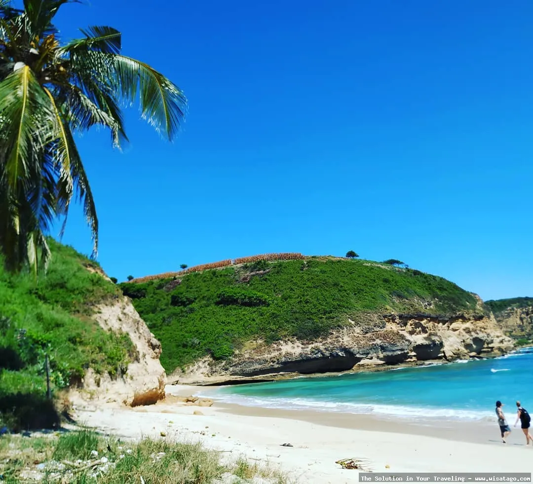 Pantai Surga: pasir putih memesona