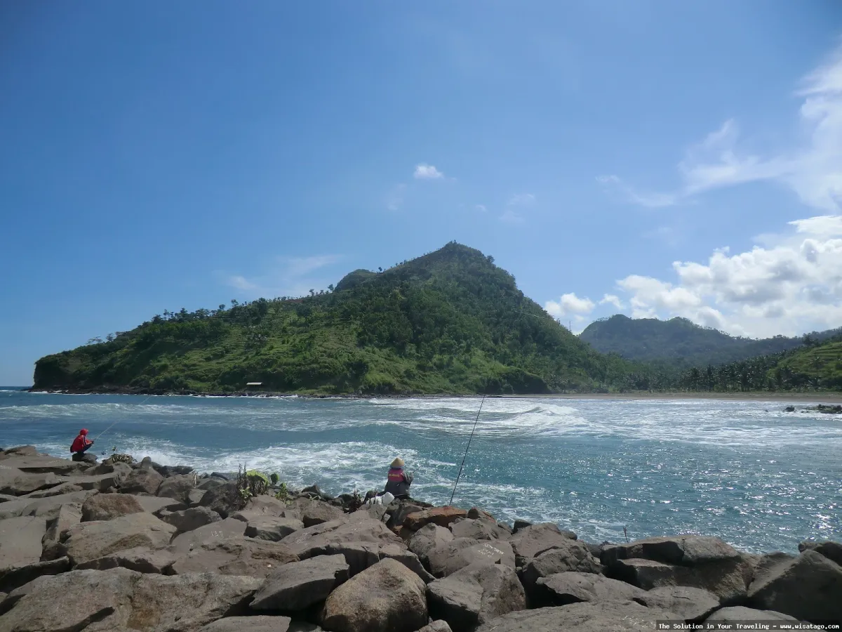 Pantai Suwuk, pemandangan laut memesona
