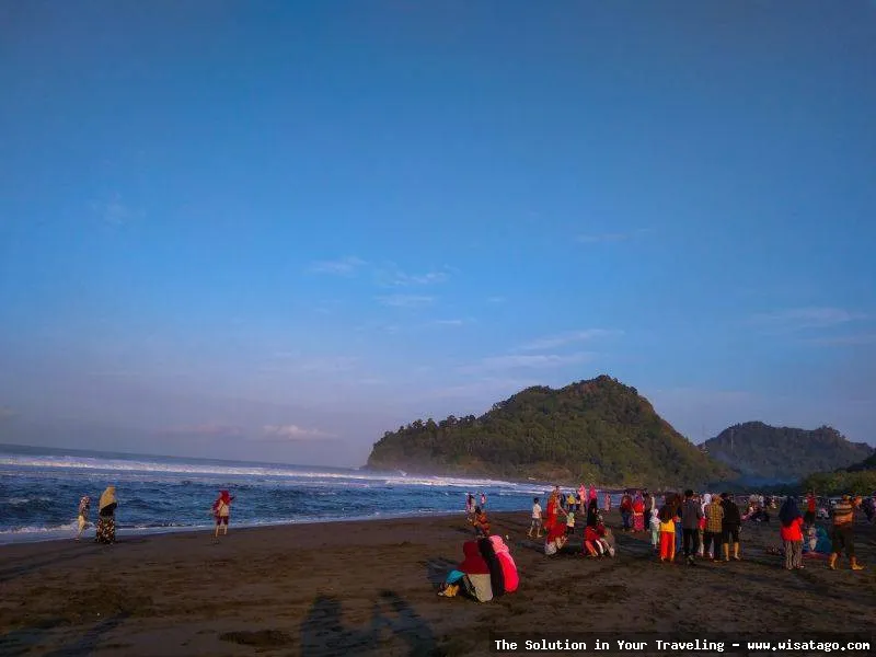 Pantai Suwuk, pemandangan laut memukau