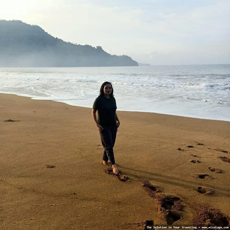Pantai Tambak Asri yang indah memukau