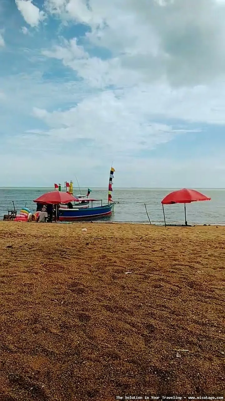Pantai Tangkisung, pemandangan alam memukau