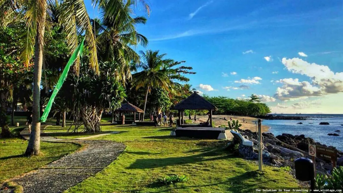 Pantai Tanjung, pasir putih yang indah