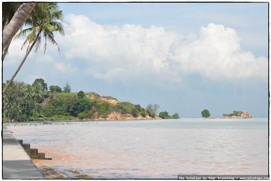Pantai Tanjung Bemban, pemandangan laut indah