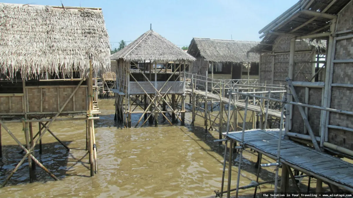 Pantai Tanjung Kait yang indah mempesona