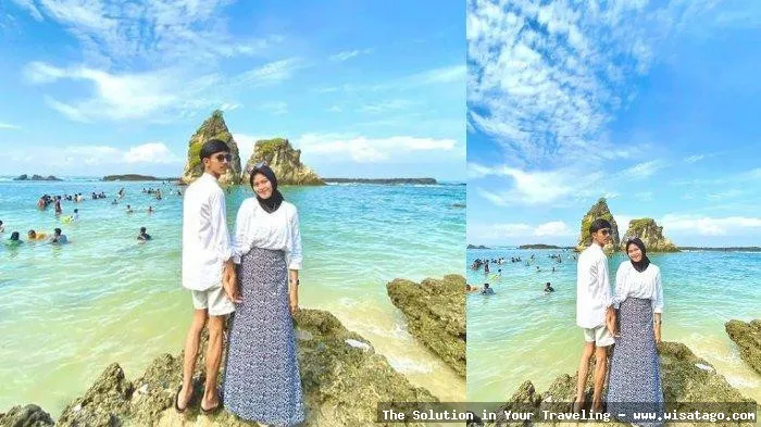 Pantai Tanjung Layar, keindahan alam Banten.