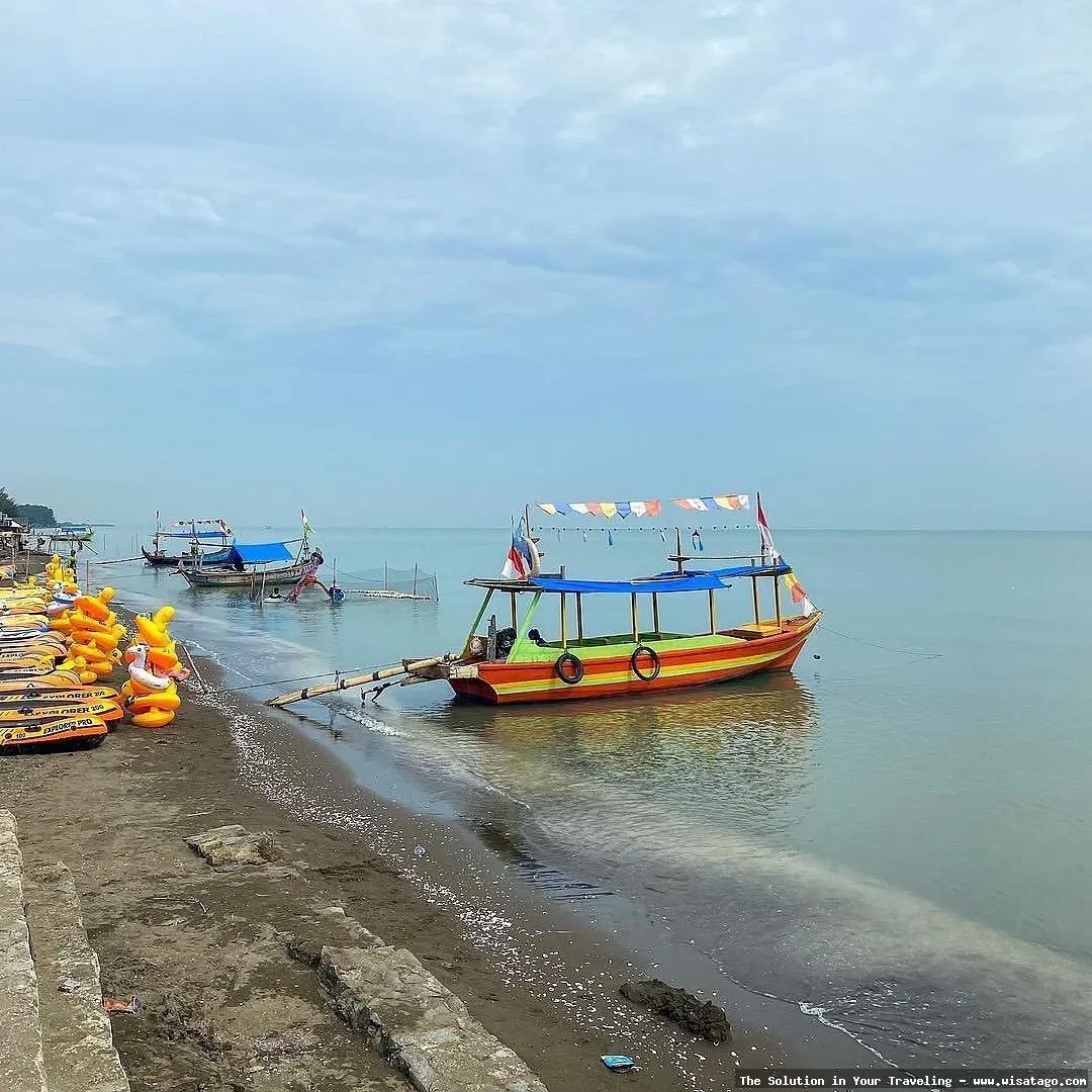 Pantai Tanjung Pakis: Tips, Harga Tiket, Kuliner, Lokasi, Fasilitas dan Spot Pantai Tanjung Pakis: Tips, Harga Tiket, Kuliner, Lokasi, Fasilitas dan Spot