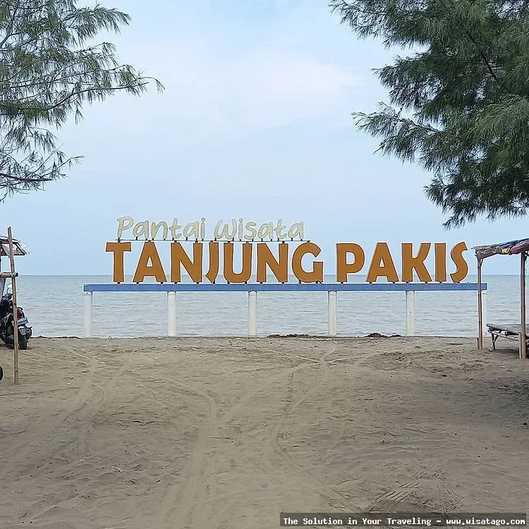 Pantai Tanjung Pakis Karawang yang indah