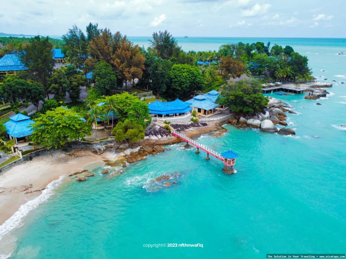 Pantai Tanjung Sawang indah mempesona.