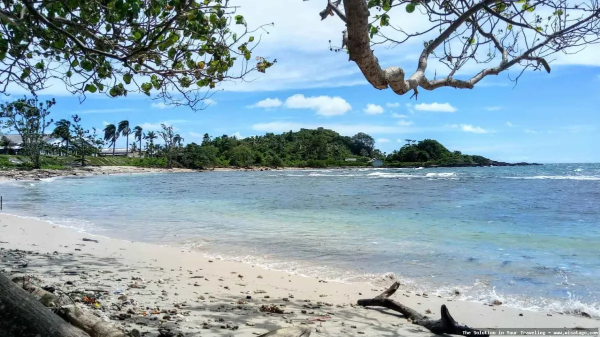 Pantai Tapak Kera yang indah mempesona