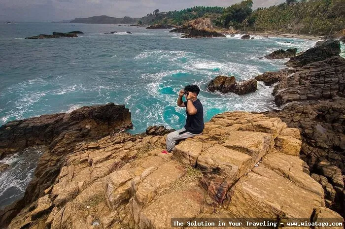 Pantai Tapak Kera yang indah memukau