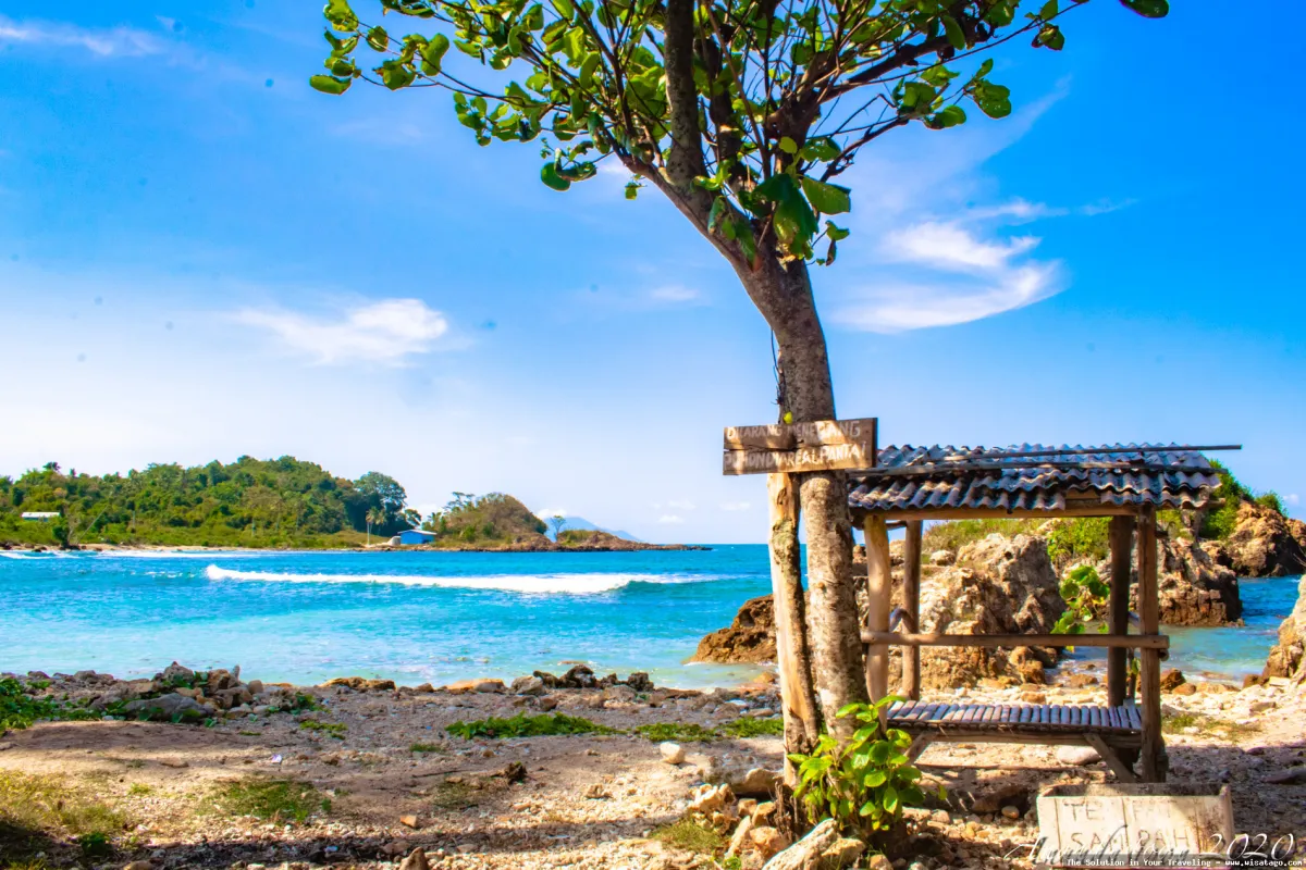 Pantai Tapak Kera yang mempesona