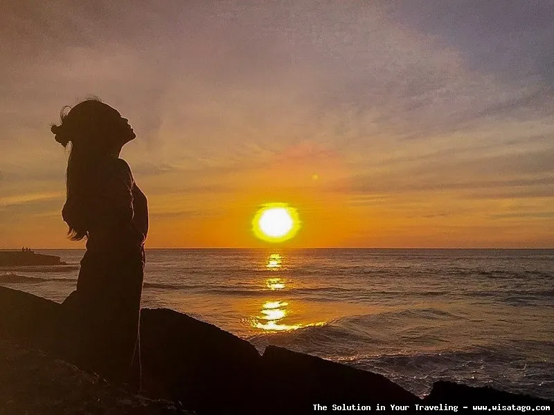 Pantai Tapak Paderi: pesona garis pantai