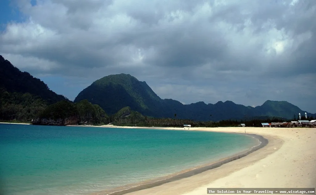 Pantai Tebing Lampuuk, pemandangan alam indah