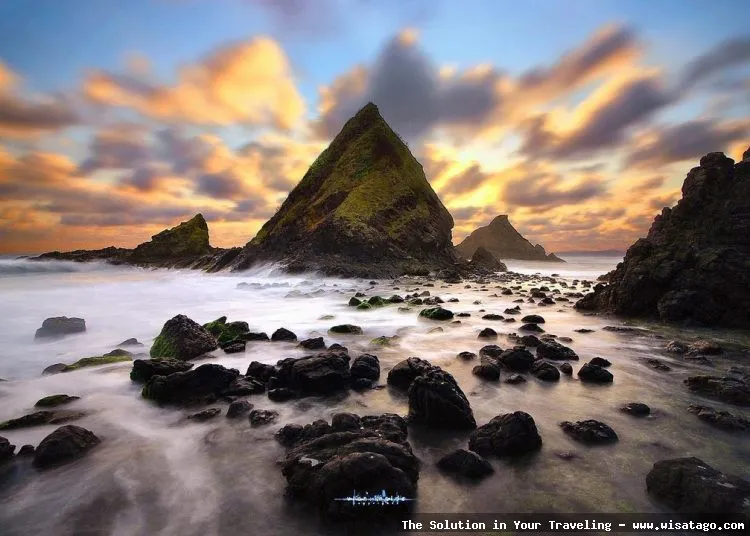 Pantai Telawas: pesona pasir putih