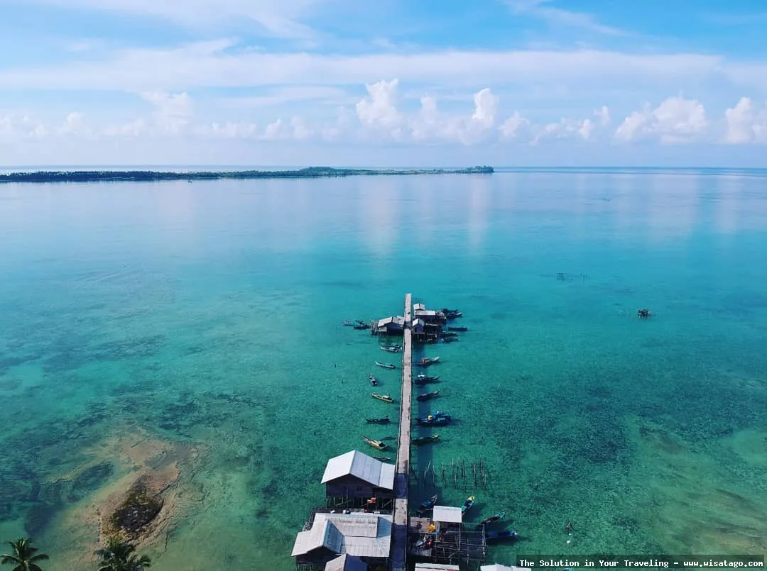 Pantai Teluk Buton, pemandangan indah memukau