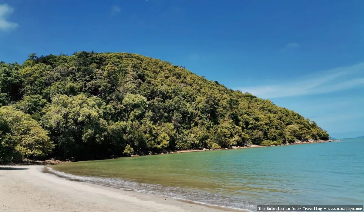 Pantai Teluk Deras, pesona alam indah