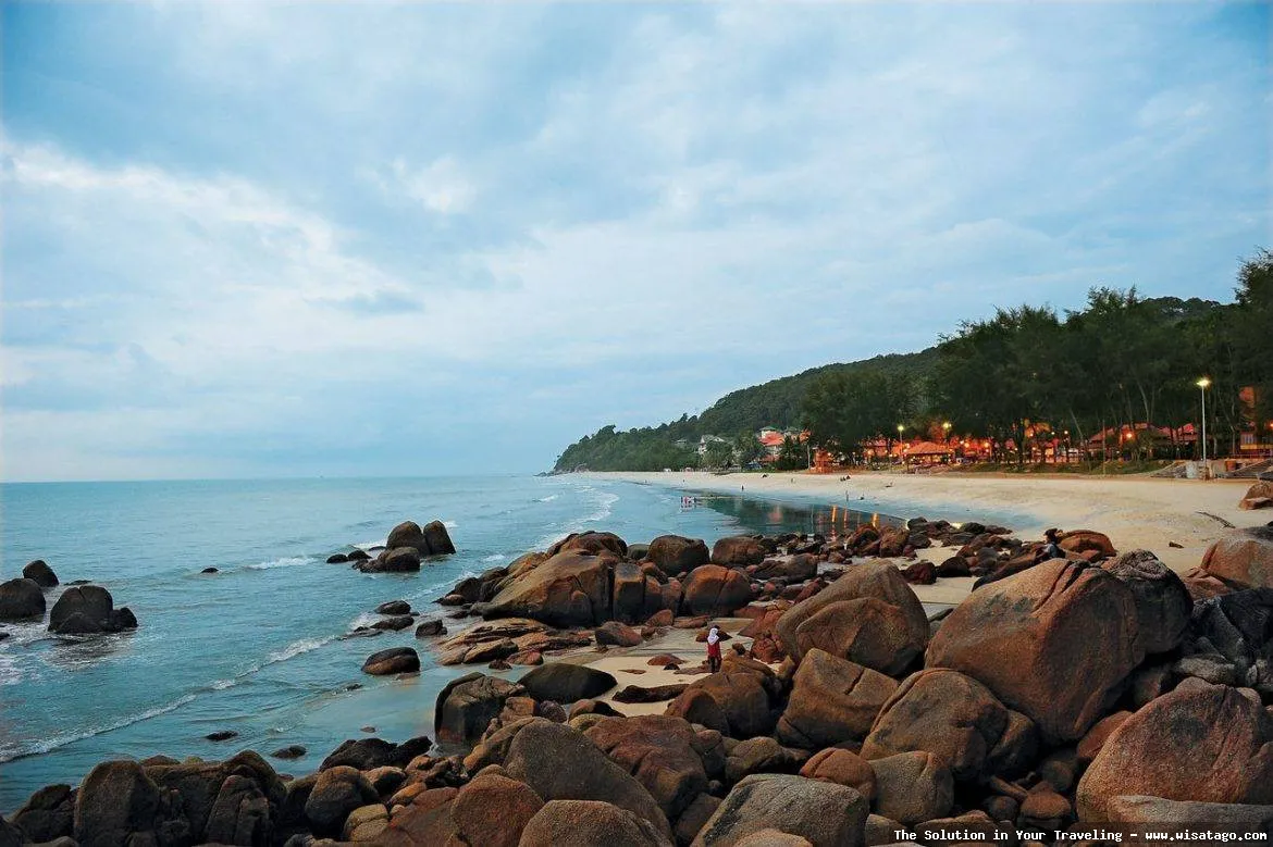 Pantai Teluk Empuk, pesona alam.
