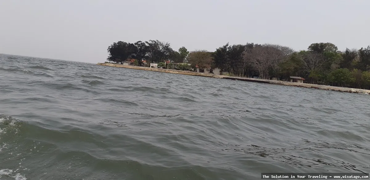 Pantai Teluk Mabuk, pesona alam memukau