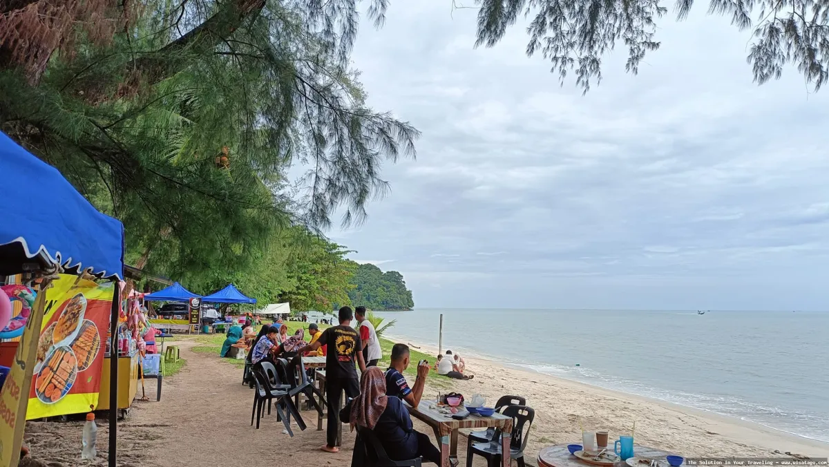 Pantai Teluk Mabuk yang indah mempesona