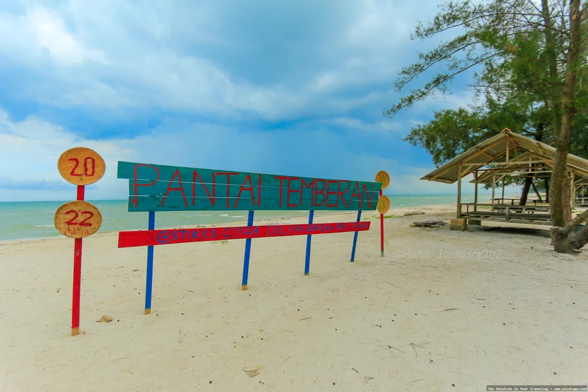 Pantai Terosan, panorama laut memukau
