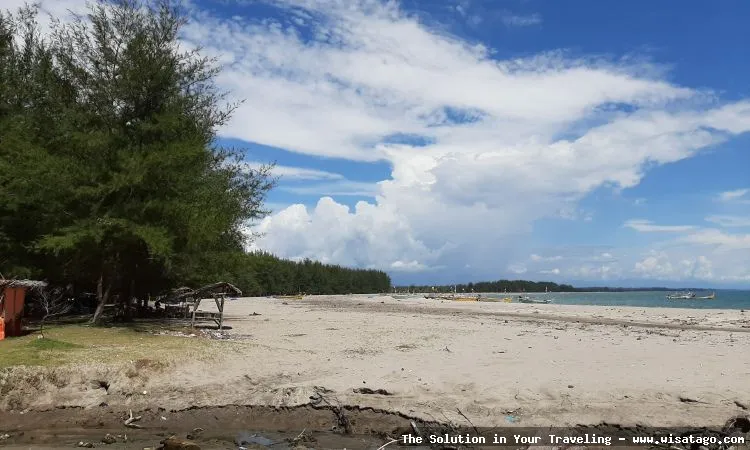 Pantai Tiku, pesona alam Sumatera.