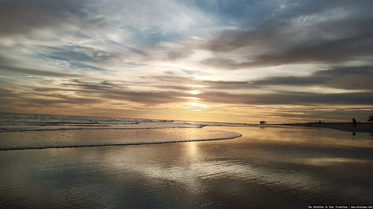 Pantai Tiku, keindahan pesisir Sumatera