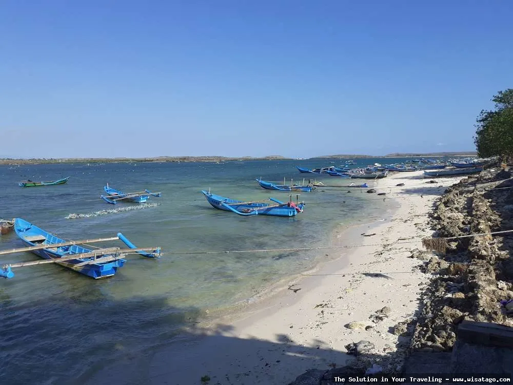 Pantai Tirang, pemandangan tepi pantai