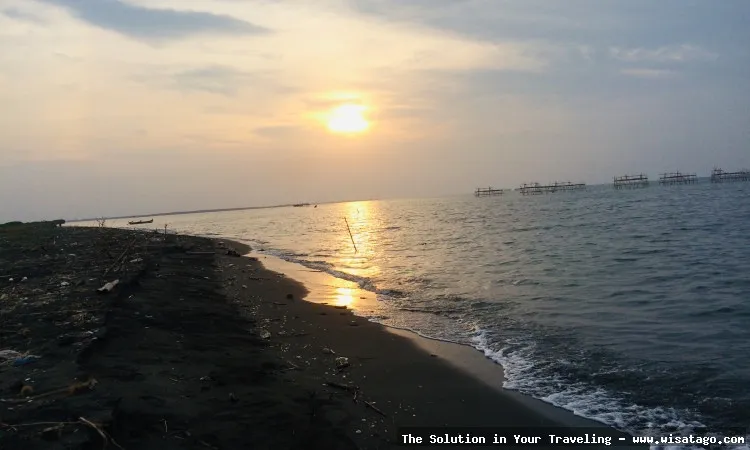 Pantai Tirang, keindahan pesisir Semarang