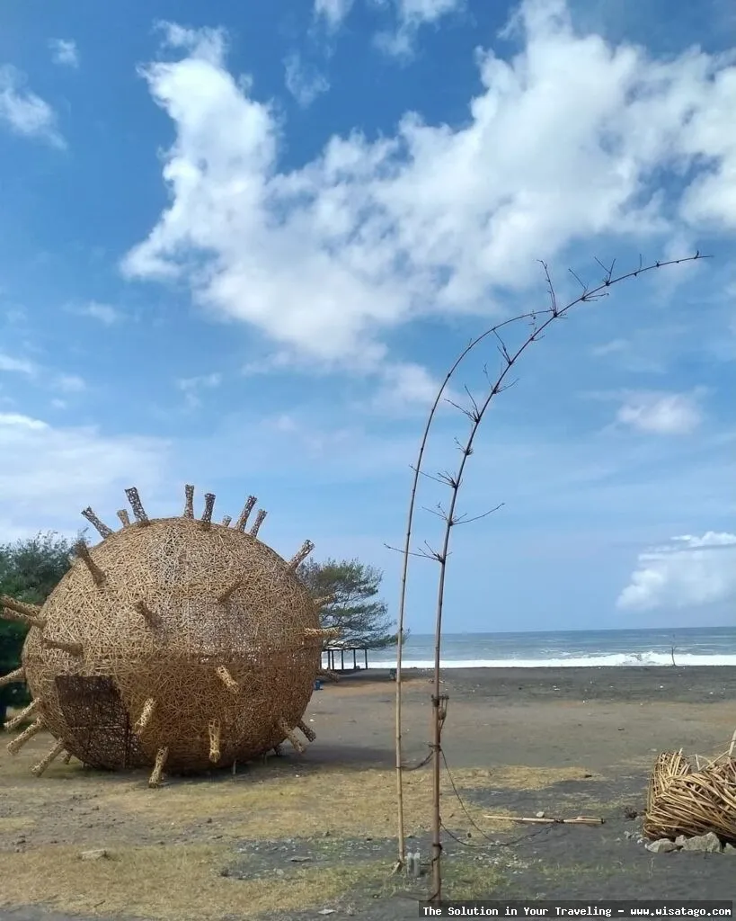 Pantai Trisik: pemandangan tepi pantai.