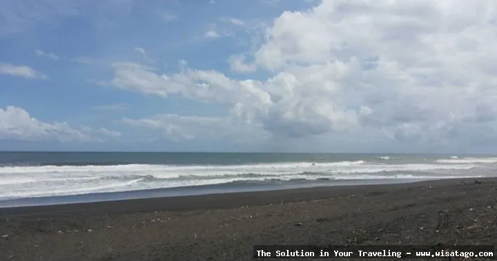 Pantai Trisik: pemandangan laut menawan