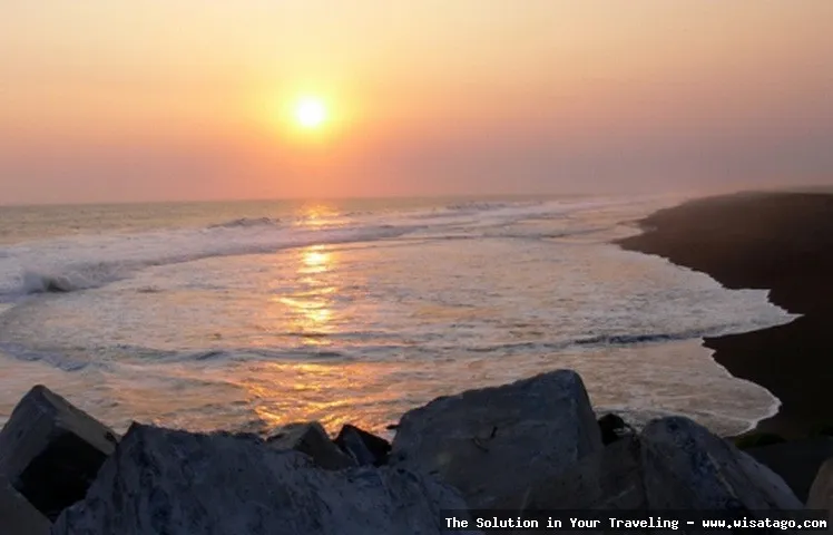 Pantai Trisik: pemandangan tepi pantai.