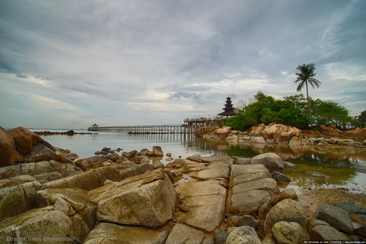 Pantai Turi: pesona pasir putih