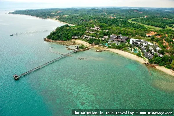 Pantai Turi: pesona pasir putih