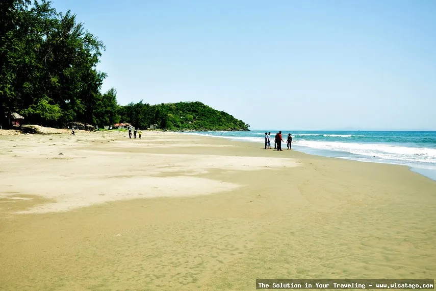 Pantai Ujong Batee: Tips, Harga Tiket, Kuliner, Lokasi, Fasilitas dan Spot
