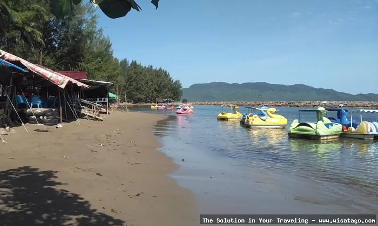 Pantai Ulee Lheue, panorama indah memukau