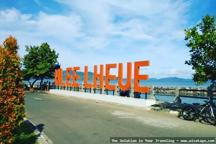 Pantai Ulee Lheue, pemandangan indah memukau