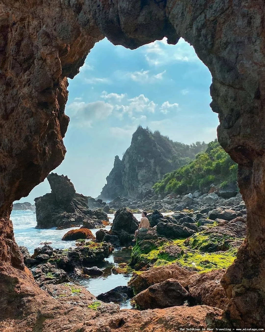 Pantai Umbul Waru: Tips, Harga Tiket, Kuliner, Lokasi, Fasilitas dan Spot Pantai Umbul Waru: Tips, Harga Tiket, Kuliner, Lokasi, Fasilitas dan Spot