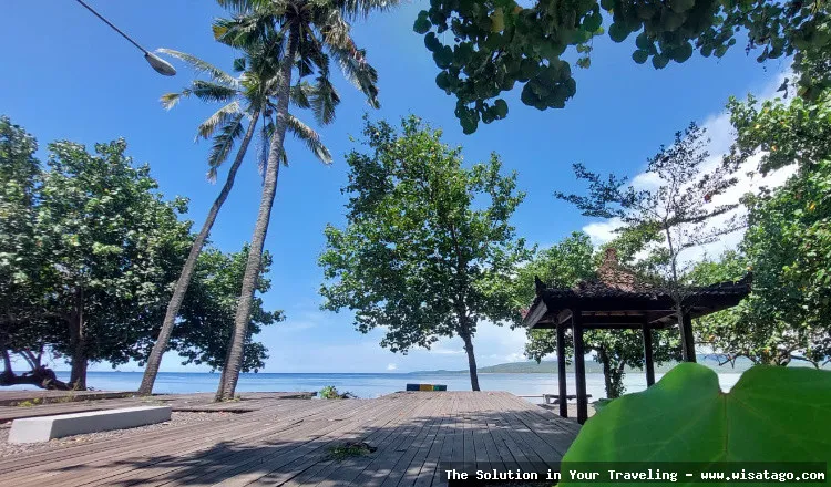Pantai Watu Dodol yang mempesona