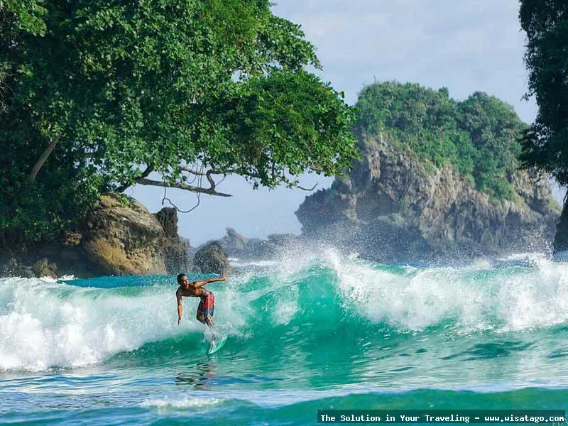Pantai Wedi Awu yang menawan.