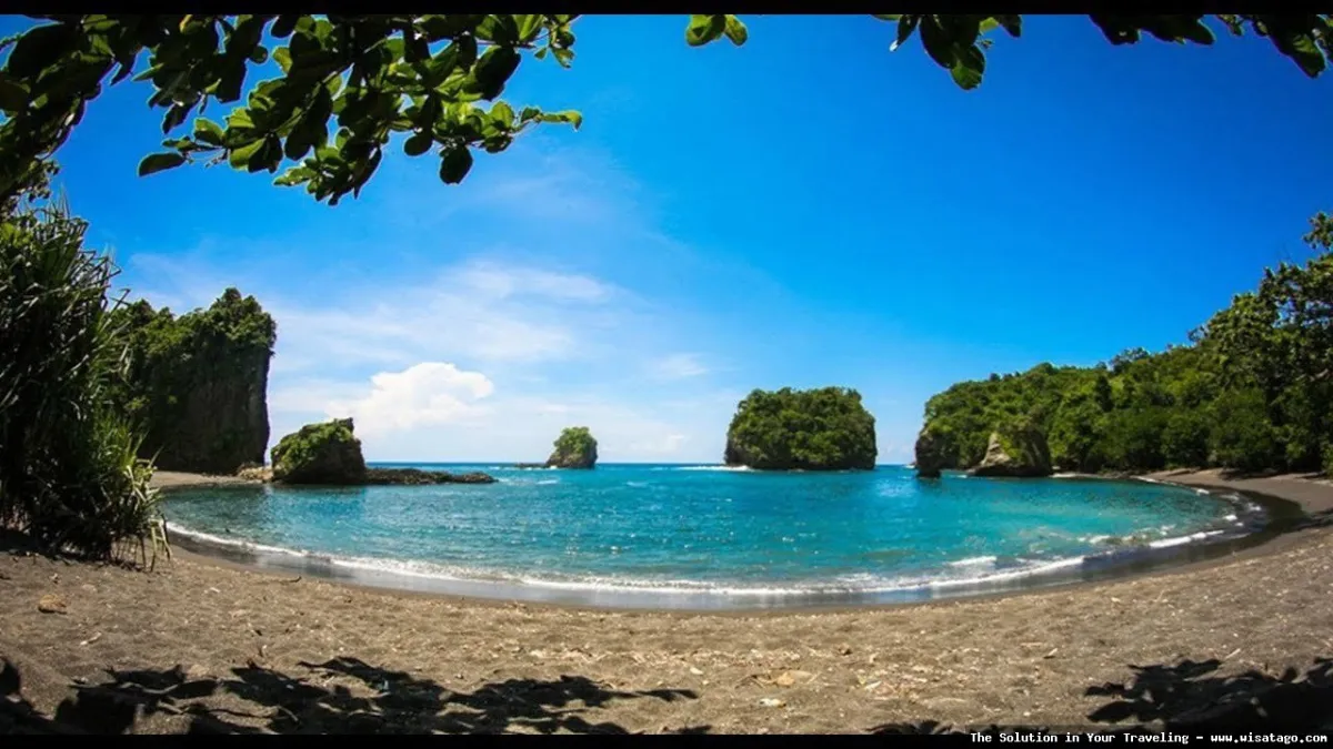 Pantai Wedi Awu, pemandangan eksotis.