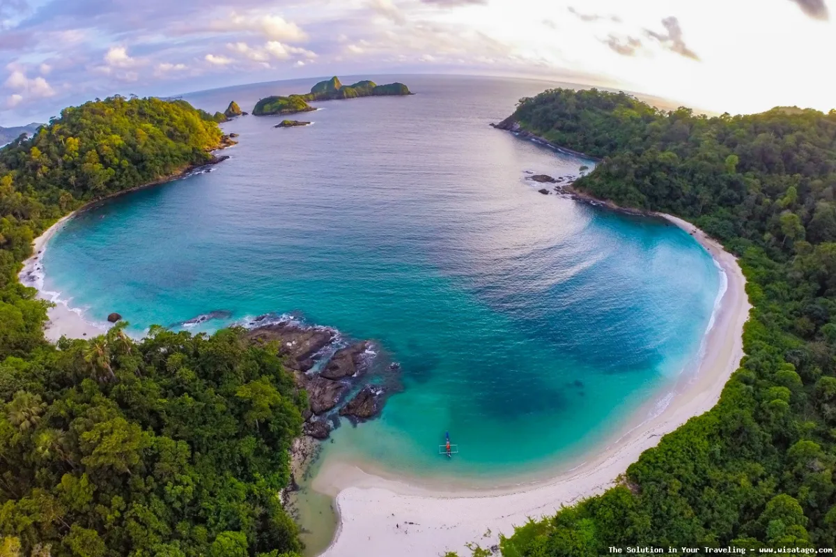Pantai Wedi Ireng: Tips, Harga Tiket, Kuliner, Lokasi, Fasilitas dan Spot Pantai Wedi Ireng: Tips, Harga Tiket, Kuliner, Lokasi, Fasilitas dan Spot